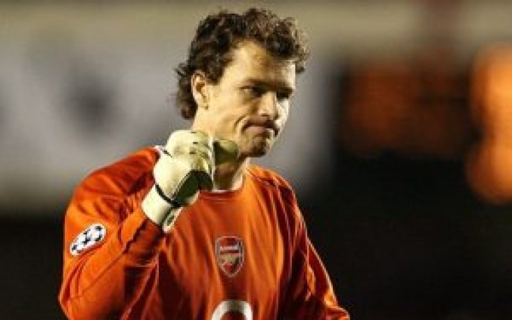 Леман: Свивам юмруци, докато Алмуния играе