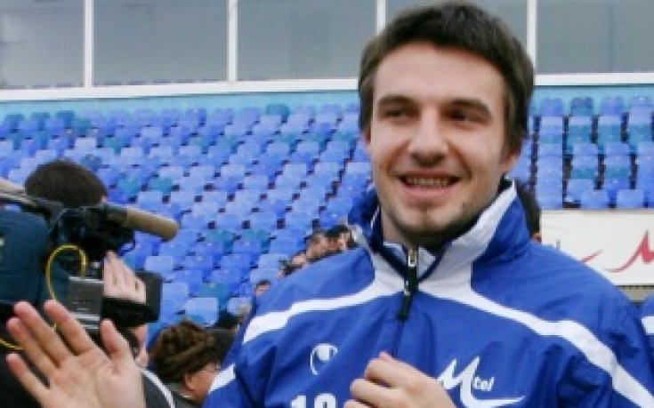 Йовов официално в Арис Лимасол