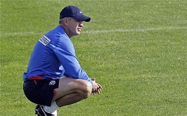 Атлетико взима 6-7 футболисти през лятото