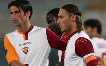 Звезди на Рома се псуват на тренировка