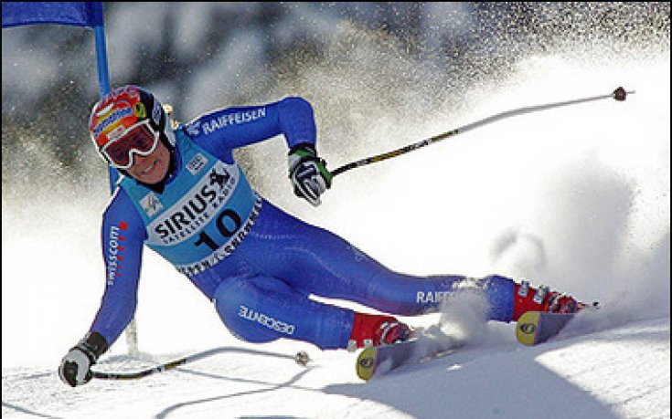 Надя Щигер спечели спускането във Ванкувър