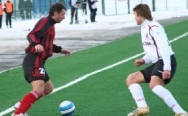 Амкар загуби от латвийци в контрола