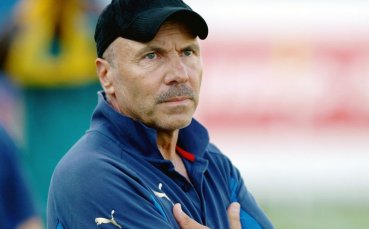 Решават дали да уволняват Георги Василев днес