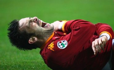 Само един контузен в Рома преди реванша