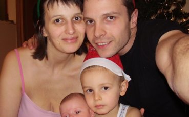 53 свещички, торти, изненади и клипче за Жеки и Боян