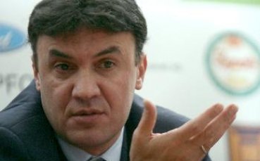 Михайлов: Не е нормално да се разхождаме по терена