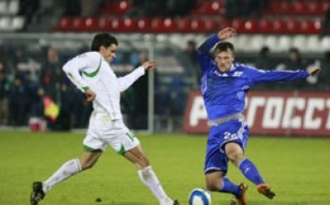 Вальо Илиев с картон при домакинска загуба
