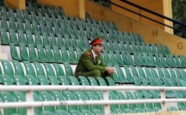 Един загинал и 10 ранени при масов бой във Виетнам