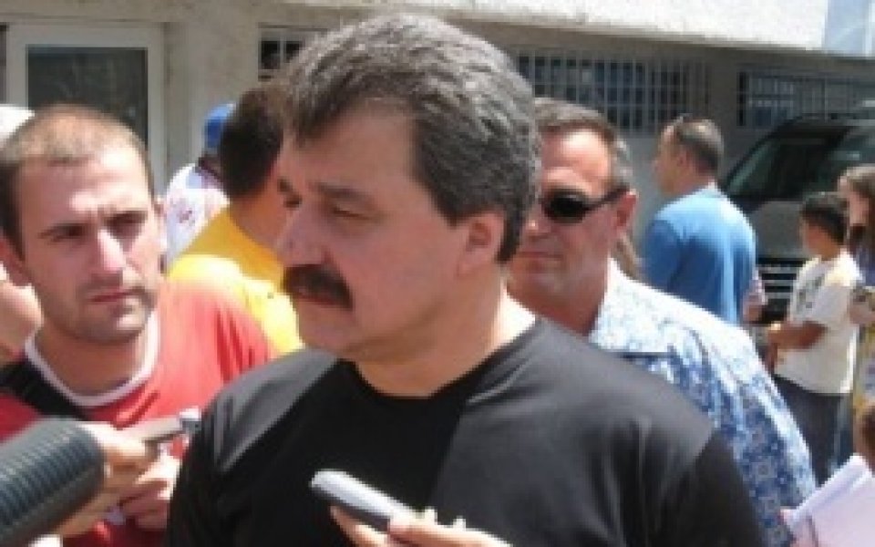Батков: От НОИ да покажат какви са задълженията на ЦСКА и Левски