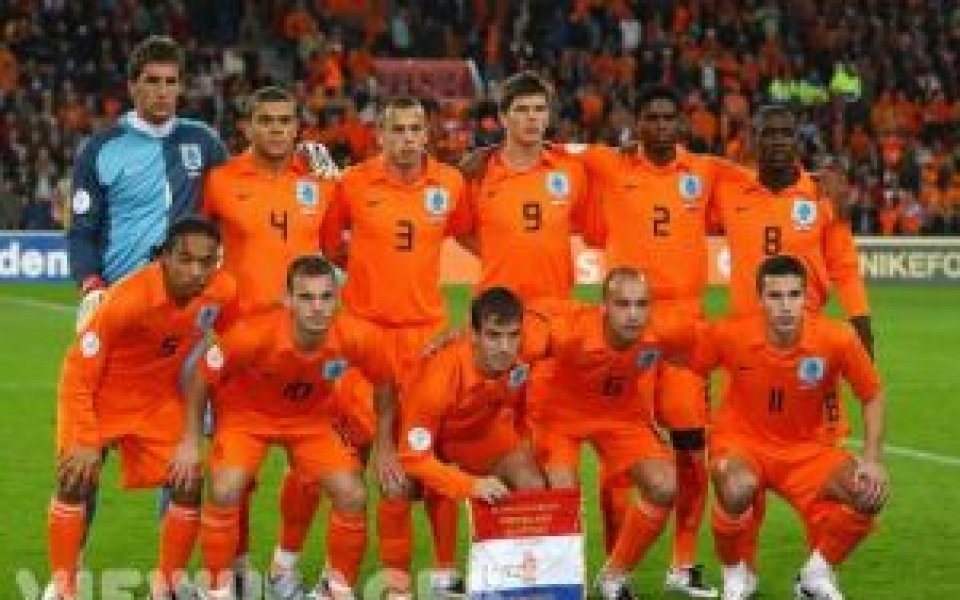 Холандия иска да счупи 30-годишен карък срещу Италия