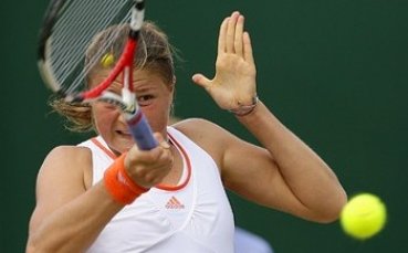 Сафина ще спори с Пенета за титлата в Лос Анжелис