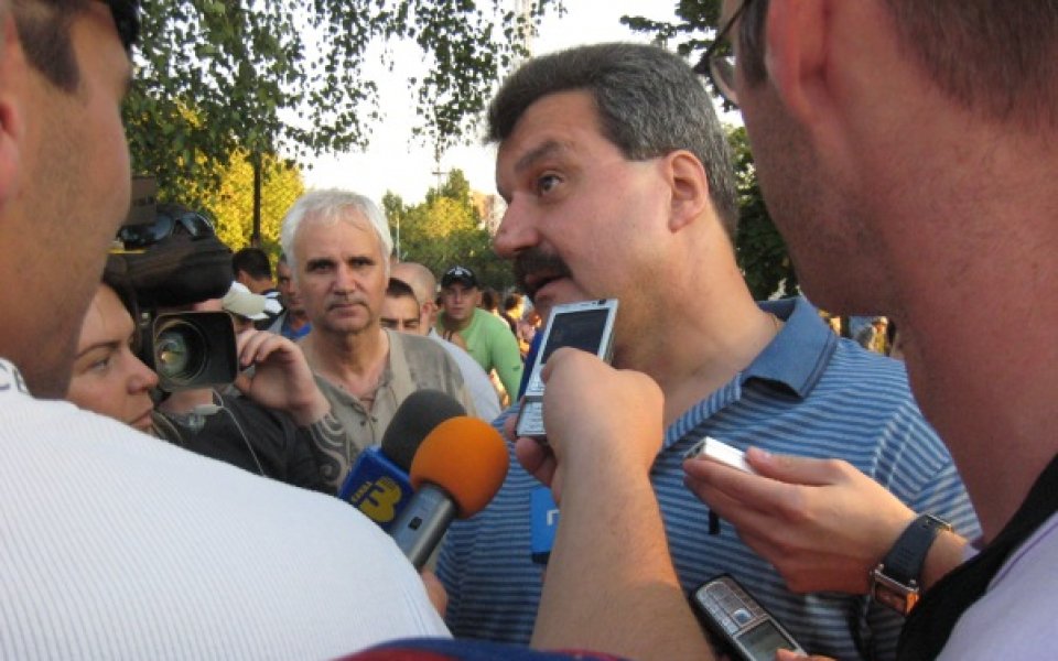 Батков: Несериозно е да има рокада, не разглеждам варианта отпадане