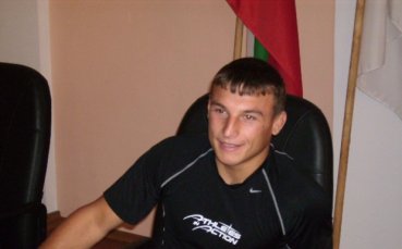Кмет награди световен шампион, той поиска смяната на треньорите в нац. по борба
