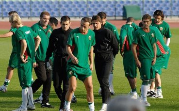 Играчите не говорят, Пенев се скара, Александров се извинява