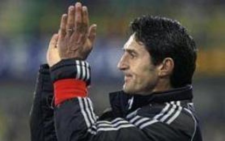 Македонец пое Цървена звезда