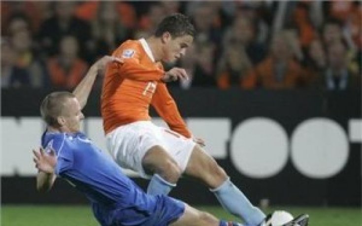 Холандия без проблеми сломи Исландия