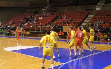 България отнесе 31 гола разлика от световния шампион