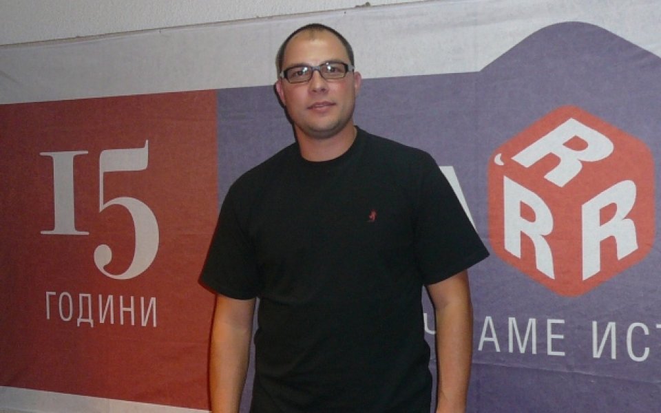 Асен Букарев: Битката Пенев - Велев е неравностойна