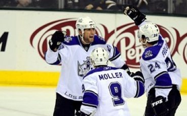 Лидерът в НХЛ с успех в Чикаго