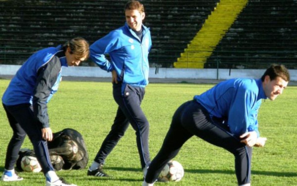 Черноморец със Стоимирович, Трайков и Платини срещу Пирин