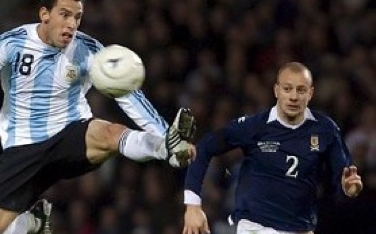 Тежка контузия за Хътън