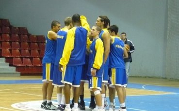 Скот О'Галахър разтрогна с Ямбол, Говедаров отново в отбора