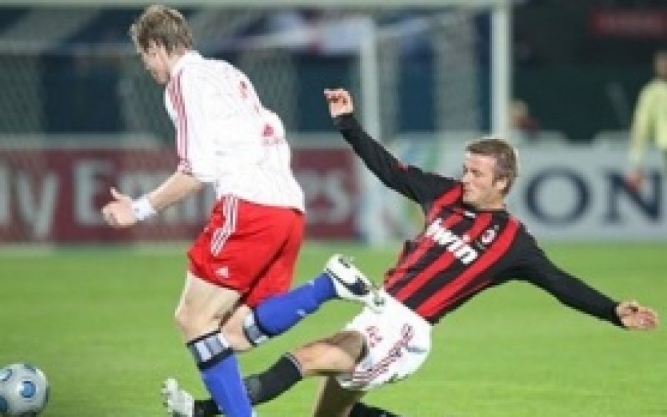 Бекъм се връща в Галакси