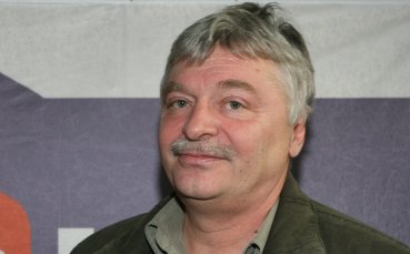 Емил Данчев поздрави Дарик радио
