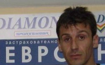 Николай Атанасов пети в скока на дължина, Себастиан Байер е шампион