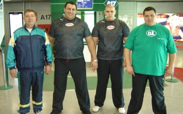 Сумистите ни тръгнаха от Милано за Токио