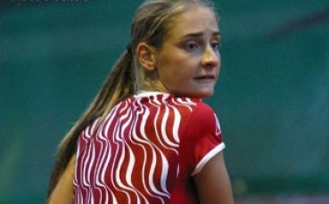 Евтимова играе срещу Гарбин днес