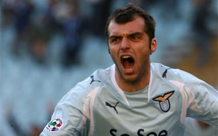 Лотито се изложи, на път да изпусне Пандев през лятото