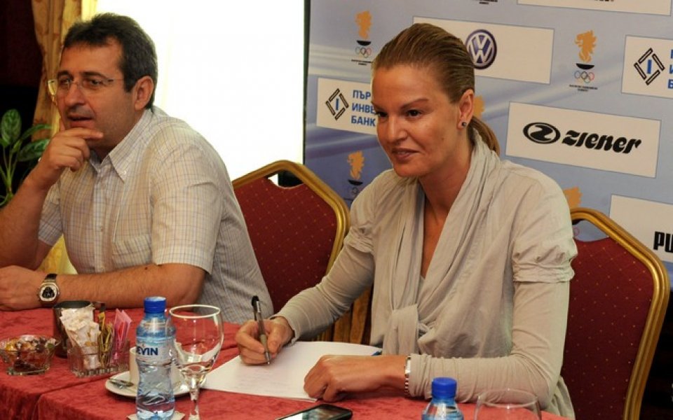 Представители на олимпийските клубове се срещнаха с Костадинова