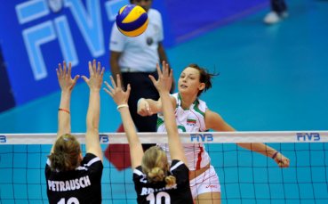 Девойките ще играят за бронза на Световното по волейбол