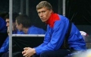 Бившият руски футболен национал Павел Погребняк подписа договор с Урал