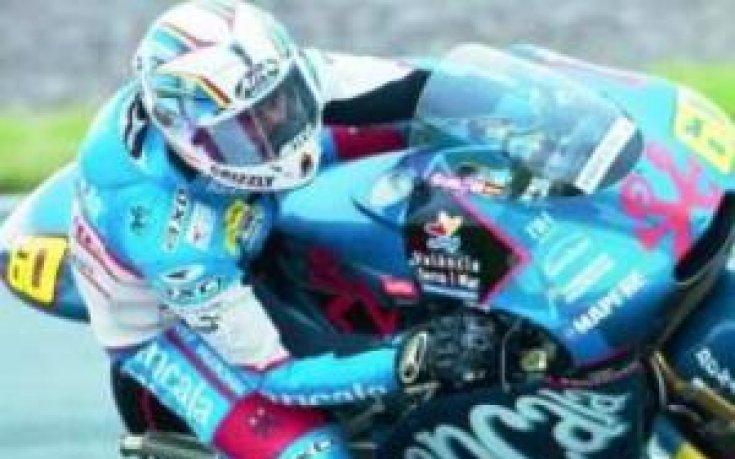 Симон продължава победния си ход