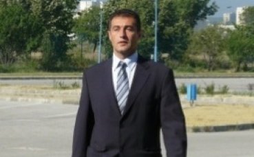Свилен Нейков заминава за Измир, вика за националите