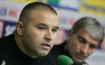 Треньорът по вдигане на тежести Живко Архондев заяви, че е бил наказан до живот без вина, заради допинг