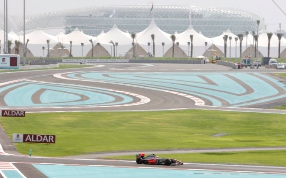 Хамилтън не успя да завърши в Гран При на Абу Даби