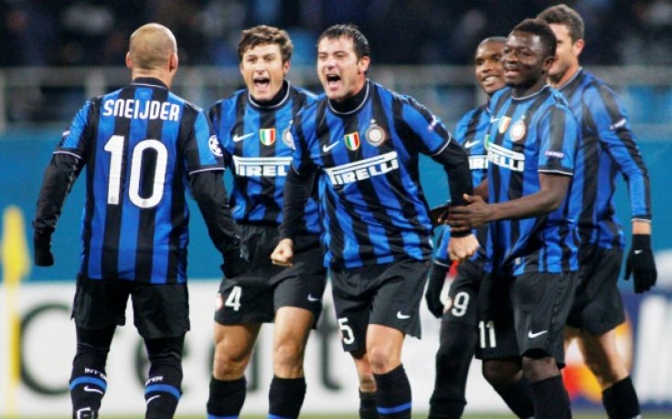 Интер обърна Динамо и оглави Група F