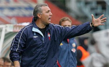 Стоичков и Мамелъди изпуснаха пара