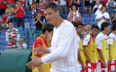 Любо Пенев и Ради Здравков блестят в двустранна игра