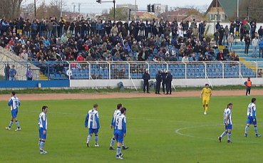 Воденичаров и Найденов се прибират у дома