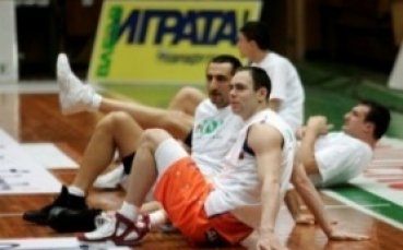 Бозов под въпрос за два мача