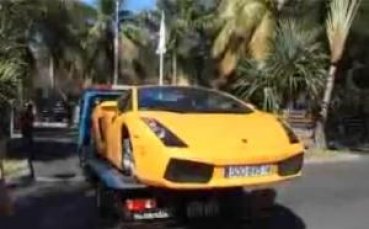 Калпавият шофьор Бензема потроши Порше (ВИДЕО)