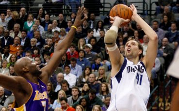 Новицки мина гросмайсторската граница от 20 000 точки