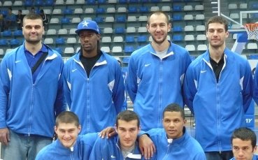 Васко и Илиян Евтимови пак се събраха, вече на кипърска земя