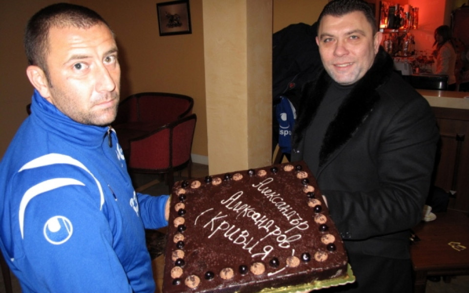 Торта за Кривия от шефа на Час Пик във Варна