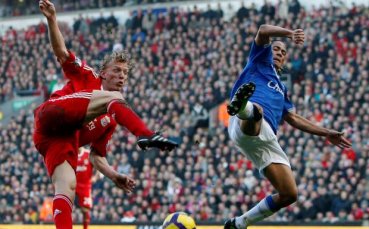 Ливърпул спечели кървавото мърсисайдско дерби