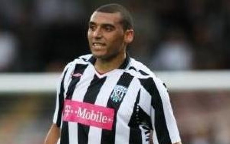 Играл в Португалия, Англия и Стяуа идва на проби в Левски